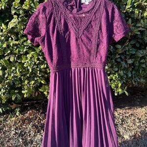 Burgundy lace midi dress